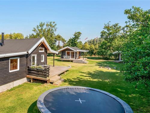 Sommerhus - 9 personer -  - Vesterled - 4874 - Gedser