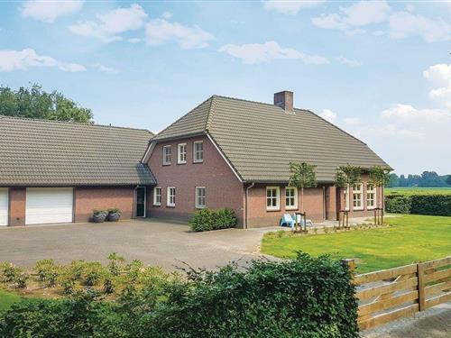 Holiday home - 14 persons -  - Heggerdijk - 5595 XN - Leende