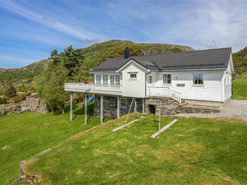 Sommerhus - 9 personer -  - Randalsvegen - Ånneland, Gulen - 5977 - Ånneland