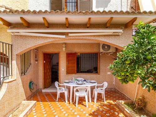Holiday home - 4 persons -  - Calle Málaga - Los Alcázeres - 30710 - Los Alcázares