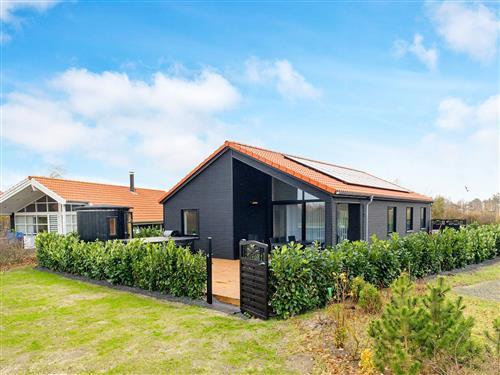 Holiday Home/Apartment - 10 persons -  - Marielyst Strandpark - Marielyst - 4873 - Væggerløse