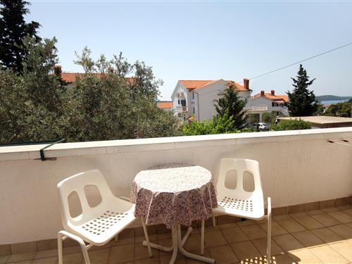 Holiday Home/Apartment - 2 persons -  - Barbat - 51280 - Barbat