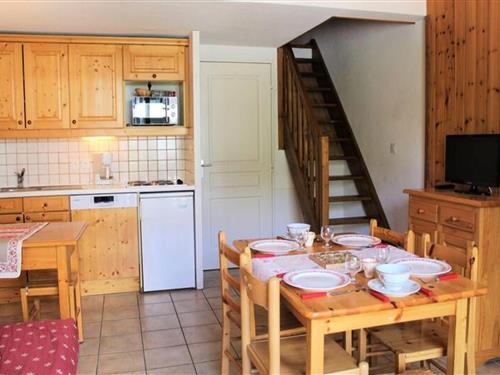 Holiday Home/Apartment - 6 persons -  - 05560 - Vars