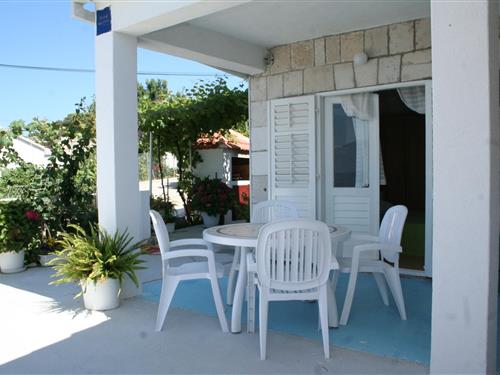 Holiday Home/Apartment - 2 persons -  - Sucuraj - 21469 - Sucuraj