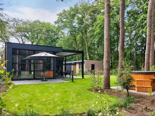 Holiday home - 4 persons -  - Nieuwe Molenweg 3 - - 7345 AP - Wenum-Wiesel