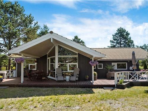 Holiday Home/Apartment - 6 persons -  - Pedersdalvænget - Marielyst - 4873 - Væggerløse