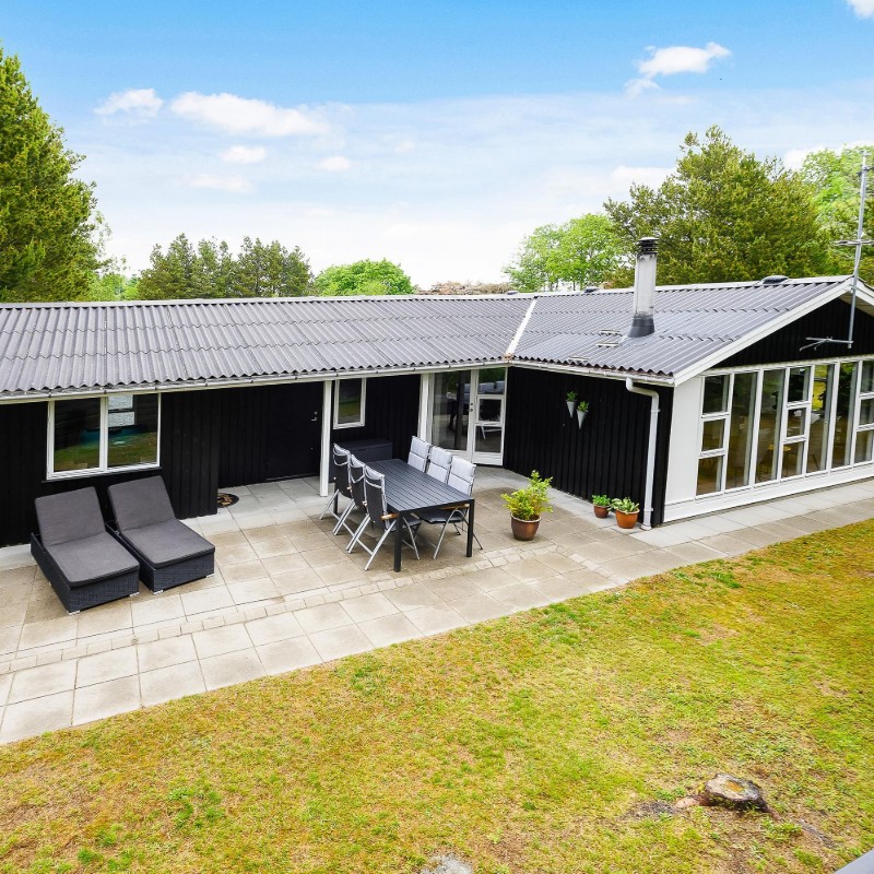 Sommerhus - 6 personer -  - Fyrrekrogen - Houstrup - 6830 - Nr. Nebel