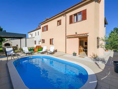 Holiday home - 5 persons -  - Dobrani - Barban-Dobrani - 52207 - Dobrani