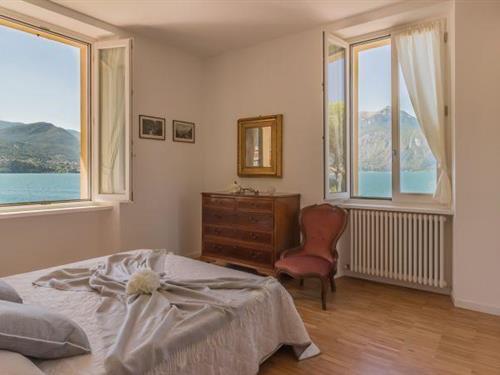 Holiday Home/Apartment - 2 persons -  - 23829 - Varenna