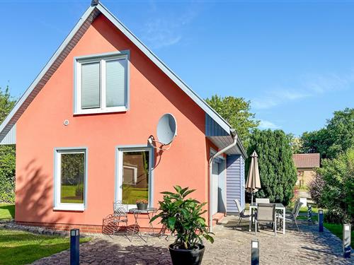 Holiday Home/Apartment - 5 persons -  - Hildebrandshagen - Hildebrandshagen - 17348 - Woldegk