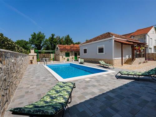 Sommerhus - 5 personer -  - Vukovarska - Zadar - Benkovac - 23420 - Benkovac