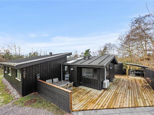 Holiday Home/Apartment - 6 persons -  - Hestehaven - 6857 - Blåvand