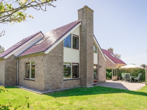 Villa - 5 persons -  - 1796NK - De Koog