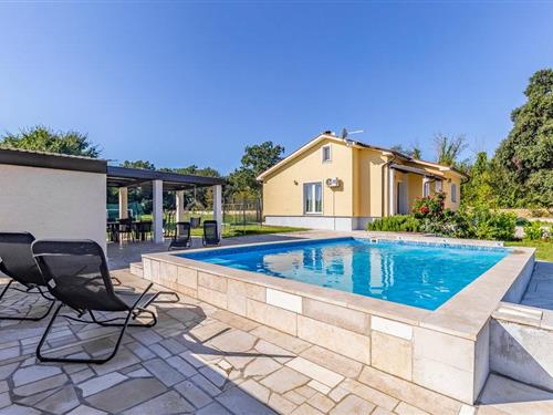 Holiday home - 6 persons -  - Valtura - Pula-Valtura - 52204 - Valtura