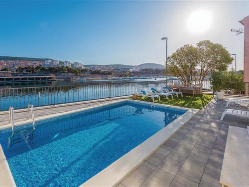 Sommerhus - 10 personer -  - Obala Jerka Sizgorica - Sibenik-Mandalina - 22000 - Sibenik