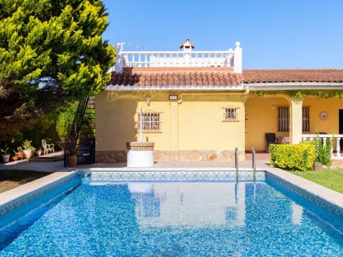 Holiday home - 10 persons -  - Carrer Benaguasil - La Pobla De Vallbona - 46185 - Urbanización La Sima