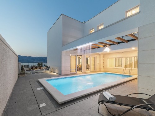 Holiday home - 10 persons -  - Punta - Brac-Povlja - 21413 - Povlja