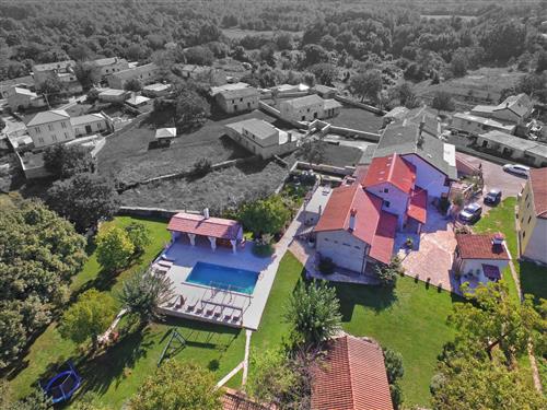 Holiday home - 16 persons -  - Pula/Manjadvorci - 52207