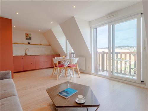 Holiday Home/Apartment - 4 persons -  - Deauville-Trouville - 14800