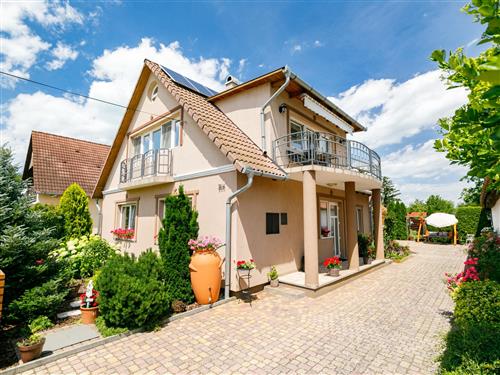 Holiday Home/Apartment - 5 persons -  - Balatonboglar/Szemes - 8636