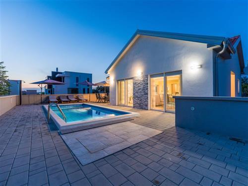 Holiday home - 6 persons -  - Privlaka - 23233