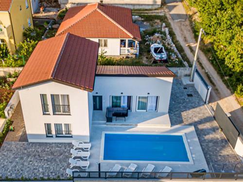 Holiday home - 10 persons -  - Banj - Crikvenica - Kraljevica - 51262 - Kraljevica