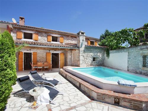 Holiday home - 6 persons -  - Puntera - 52207 - Barban