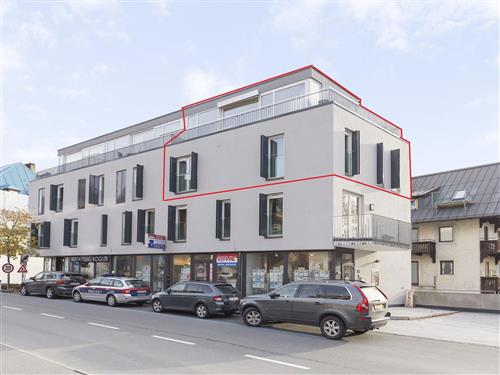 Holiday apartment - 8 persons -  - Dr. Franz-Rehrl-Str. 5 / Top - 5700 - Zell Am See