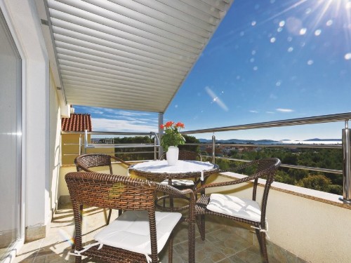 Holiday apartment - 3 persons -  - Zatonska - 22211 - Vodice