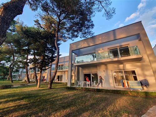 Holiday apartment - 6 persons -  - 23210 - Biograd