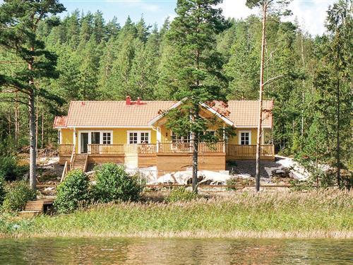 Sommerhus - 10 personer -  - Kangerud Vassviken - 660 40 - Segmon