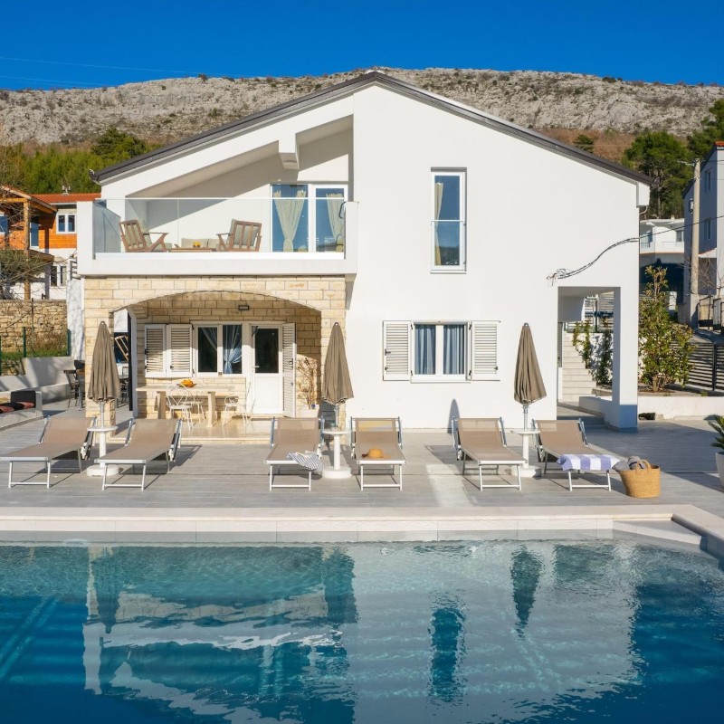 Sommerhus - 10 personer -  - 21252 - Splitsko-Dalmatinska Županija