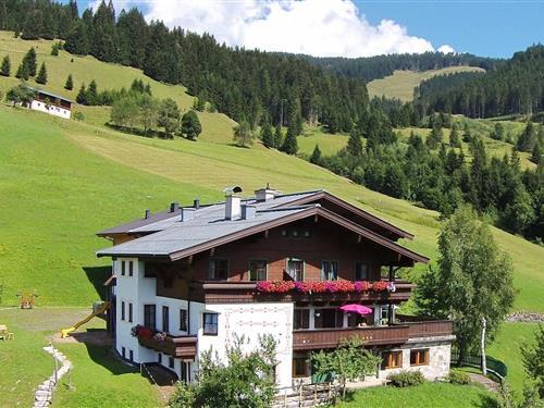 Holiday Home/Apartment - 4 persons -  - 5761 - Maria Alm