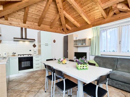 Holiday home - 7 persons -  - Riva Del Garda - 38066