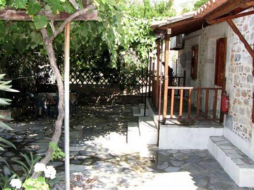 Holiday Home/Apartment - 3 persons -  - ?dos xoris onomasia - 370 06 - Paou