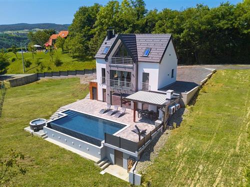 Sommerhus - 8 personer -  - Bedenica bb - Zagreb - Bedenica - 10381 - Bedenica