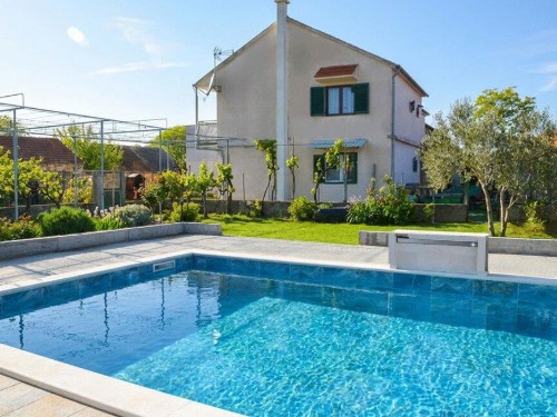 Feriehus - 10 personer -  - Gulini - Mijaci - Sibenik-Lozovac - 22000 - Lozovac