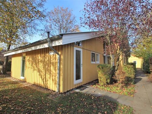 Sommerhus - 4 personer -  - Walter-Gotsmann-Straße - 17252 - Mirow