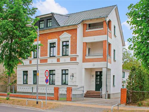 Holiday Home/Apartment - 5 persons -  - Goethestraße - 17192 - Waren (Müritz)