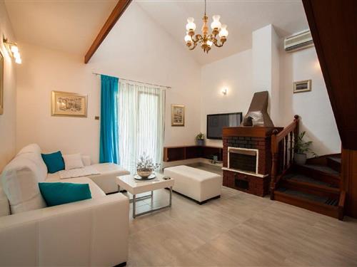 Feriehus - 6 personer -  - 21223 - Okrug Gornji