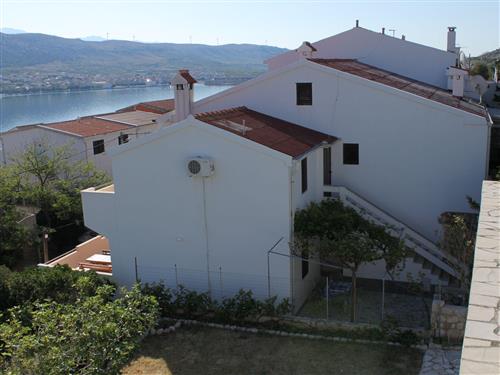 Holiday apartment - 4 persons -  - Vjenceslava Novaka - 23250 - Pag