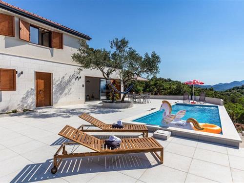 Holiday home - 6 persons -  - Jelavici - 20340 - Ploce