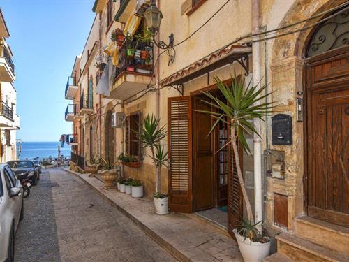 Holiday apartment - 6 persons -  - Via Belvedere - 90040 - Trappeto