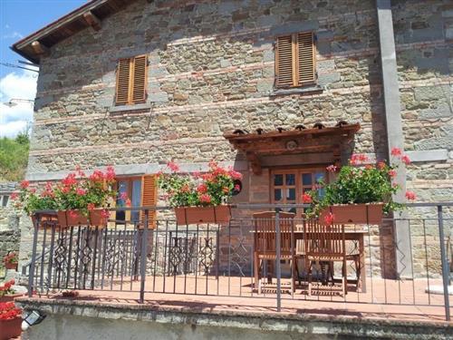 Holiday Home/Apartment - 4 persons -  - FRAZ. S. MARIA A POPPIENA - 52015 - Pratovecchio