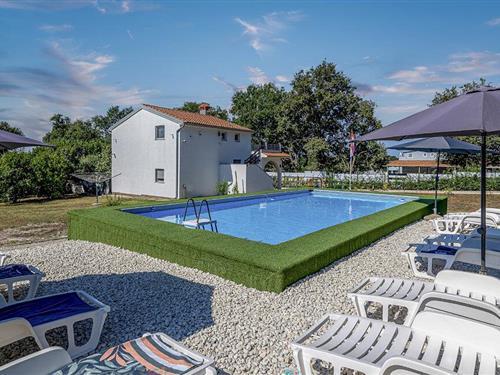 Sommerhus - 10 personer -  - Biskupije - 52203 - Medulin