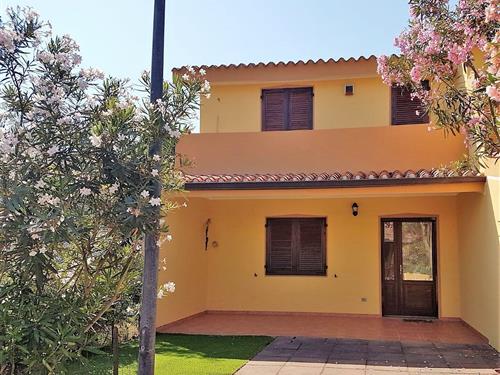 Semesterhus/Semesterlägenhet - 5 personer -  - via del mare - 09010 - Porto Pino