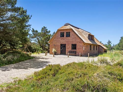 Sommerhus - 10 personer -  - Ingridsvej - 6857 - Blåvand