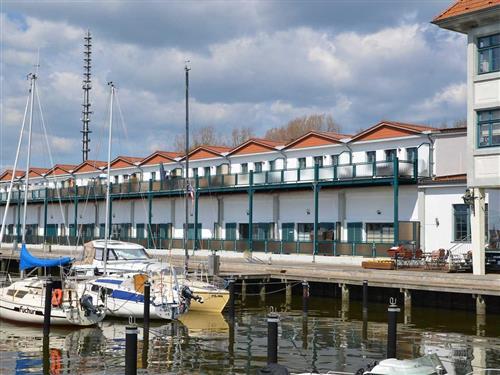 Ferienhaus - 3 Personen -  - Am Hafen - 17449 - Karlshagen