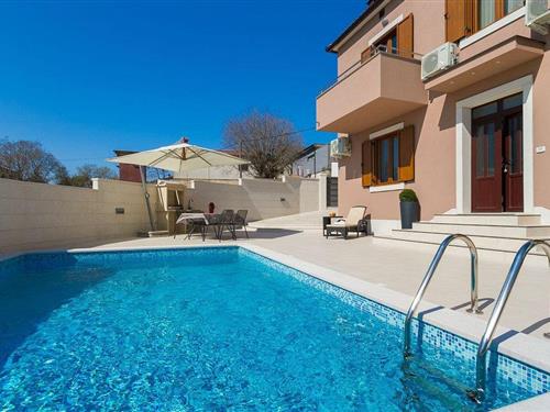 Holiday home - 4 persons -  - Krasa - 52204 - Liznjan