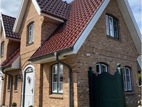 Holiday Home/Apartment - 4 persons -  - 25980 - Westerland